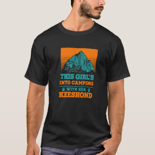 Camiseta Meninas Em Camping Com Seu Cachorro Keeshond Mama
