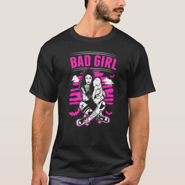 Camiseta Meninas Más Sem Anjo Rebelde Má Atitude Má Malvada (Frente)