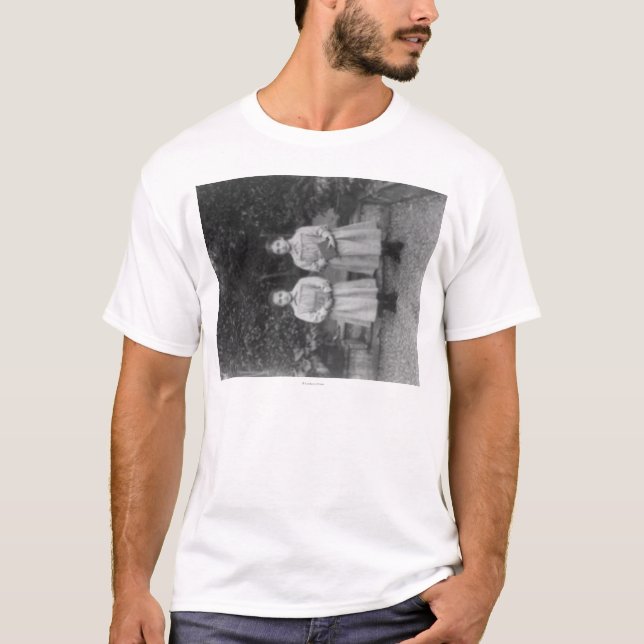 Camiseta Meninas na escola privada em Istambul Turquia (Frente)