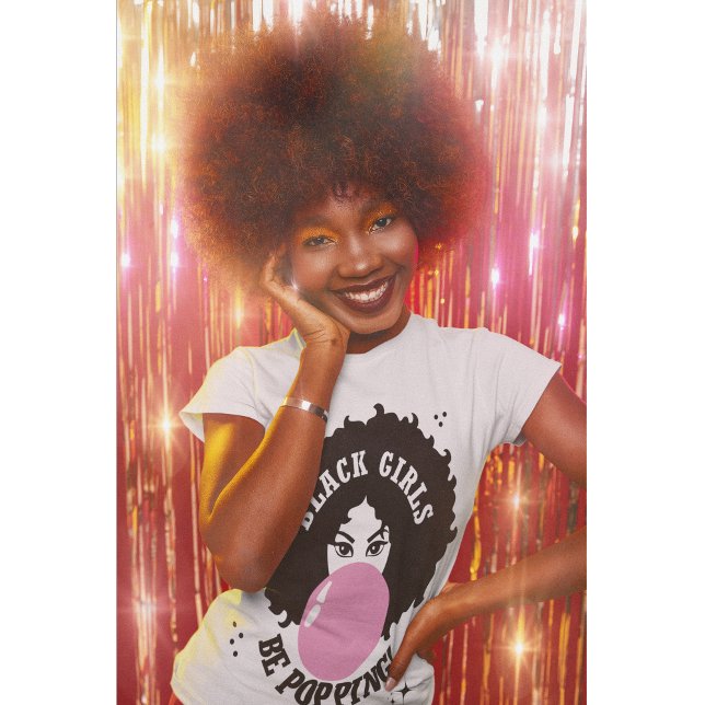 Camiseta Meninas Negras Estariam Espancando Bonitas (Big glow-up energy with every step—this tee pops on sight.)