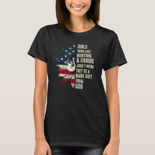 Camiseta Meninas que gostam de Caça e Pesca não são Estranh