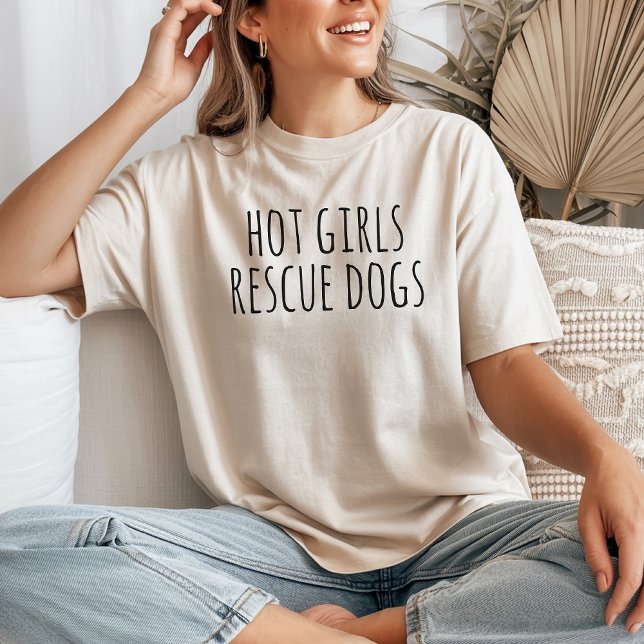 Camiseta Meninas Quentes Resgatam Cães, Suéter par (dog lover shirt, dog lover sweatshirt, pet owner gift, dog mom shirt, dog dad shirt, funny dog lover)