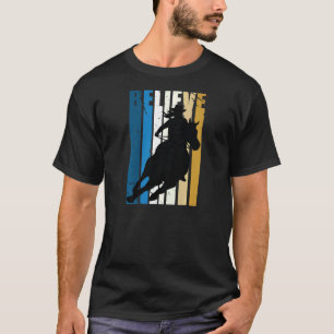 Camiseta Meninas Retro Cavalo Rodeio Montando Mulheres Cowg