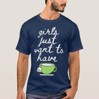 Camiseta Meninas só querem ter o Bebendo da Taça Lover Love
