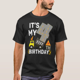 Camiseta Menino de 4 anos É minha construção de 4 anos