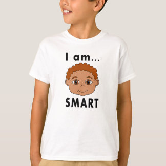 Camiseta Menino de sorriso do t-shirt eu sou ESPERTO