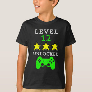Camiseta Menino destravado do aniversário do jogo de víde