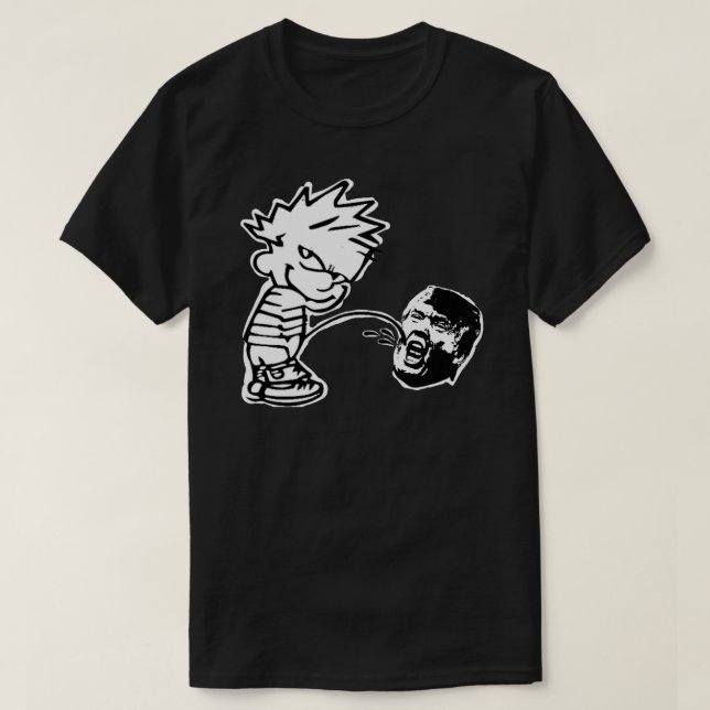 Camiseta menino mau calvin urinando no palheiro (Frente do Design)