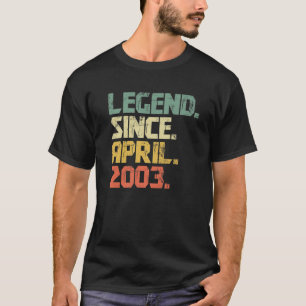 Camiseta Meninos De 18 Anos Oferecem Presentes - Legenda De