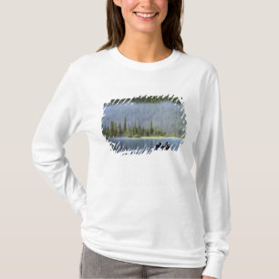 Camiseta Meninos pescando de canoa com névoa em