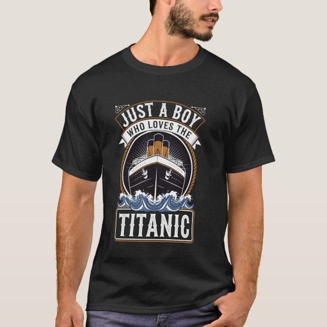 Camiseta Meninos Que Adoram Apenas O Titanic RMS (Frente)