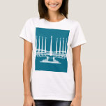 Camiseta Menorah<br><div class="desc">Trabalhos artísticos originais por Thedustyphoenix.</div>