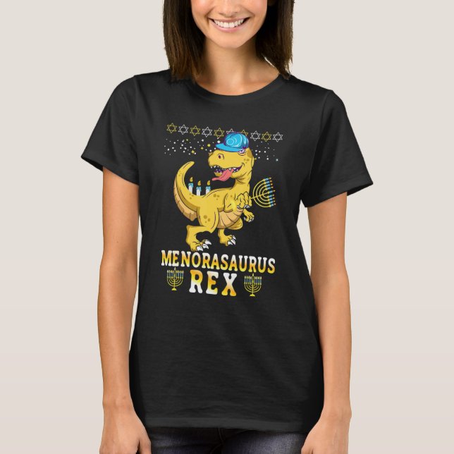 Camiseta Menorasaurus Rex  Dinosaur Rex Hanukkah Menora Pun (Frente)