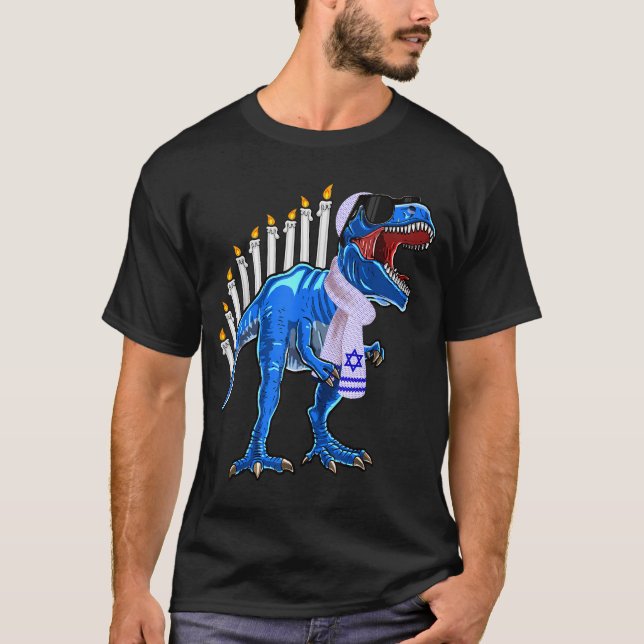 Camiseta Menorasaurus Rex Shirt T Rex Dinosaur Hanukkah Gif (Frente)