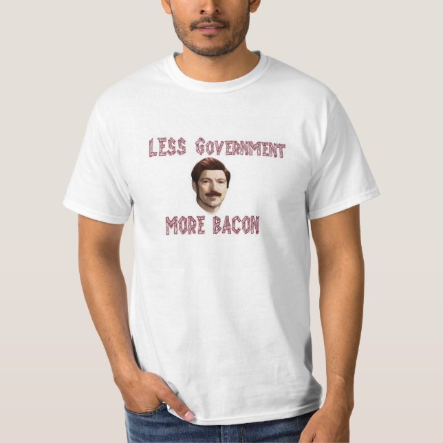 Camiseta "Menos governo margem de mais bacon"/t-shirt de (Frente)