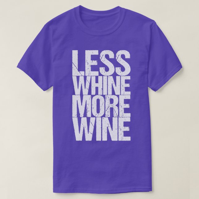 Camiseta Menos vinho (Frente do Design)