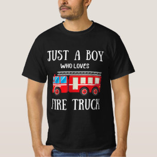 Camiseta Mens Apenas Um Menino Que Adora Caminhão De Fogo