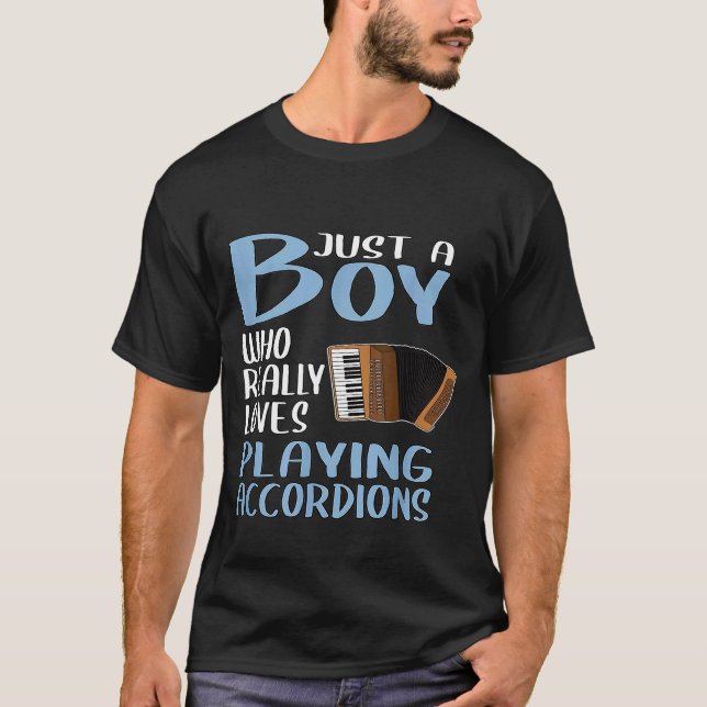 Camiseta Mens Apenas Um Menino Que Realmente Adora Jogar Ac (Frente)