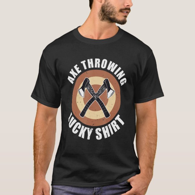 Camiseta Mens Ax Thrower ax jogando sortudo Hatchet Ax T (Frente)