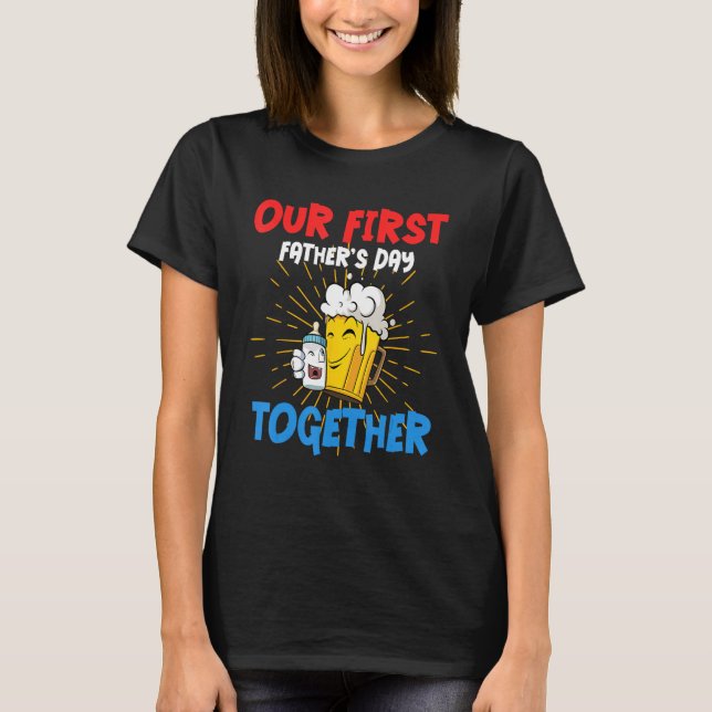 Camiseta Mens Beer Feeding Bottle First Father s Day (Frente)