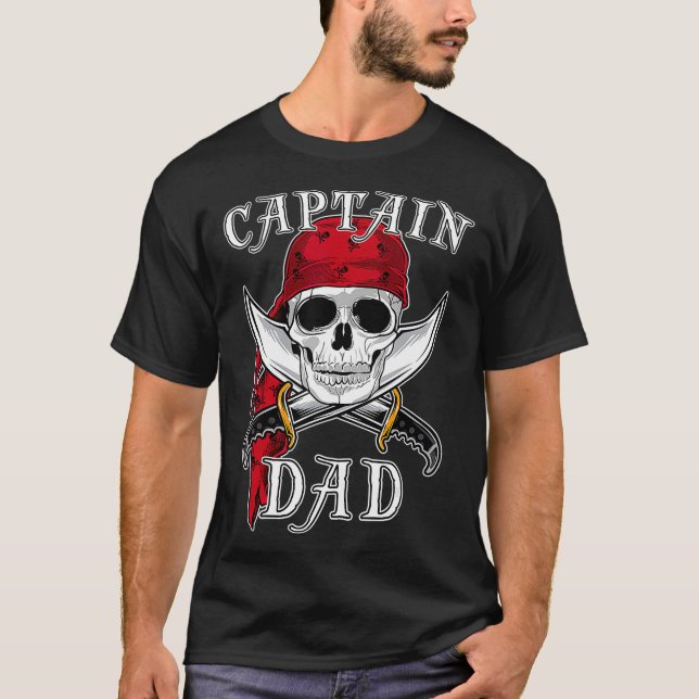 Camiseta Mens Captain Dad Funny Halloween Pirate Skull Gift (Frente)
