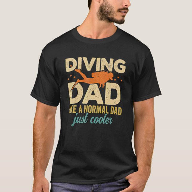 Camiseta Mens Diving Dad Scuba Diver Underwater Snorkeling  (Frente)