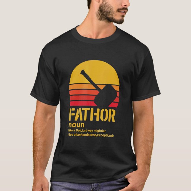 Camiseta Mens Fa Tha Like Pai Muito Mais Poderoso Pai Herói (Frente)