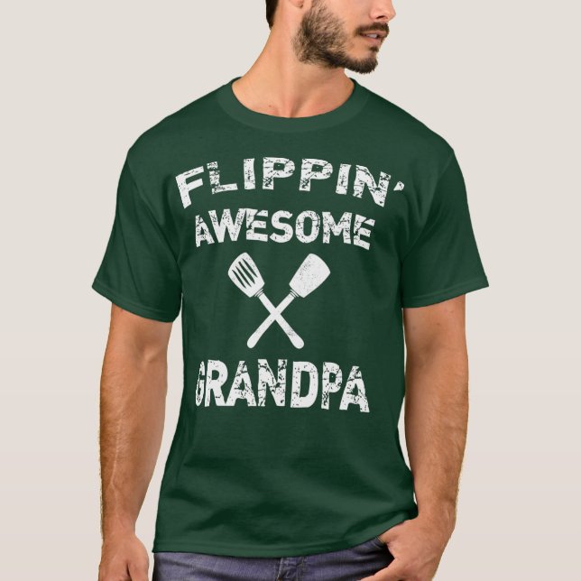 Camiseta Mens Flippin Awesome Grandpa Fun Cooking BBQ (Frente)