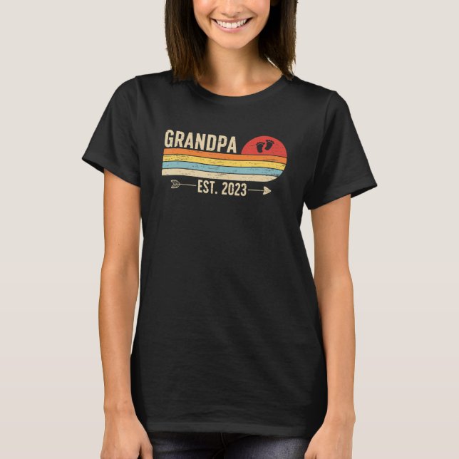 Camiseta Mens Grandpa 2023 New First Time Grandpa To Be (Frente)