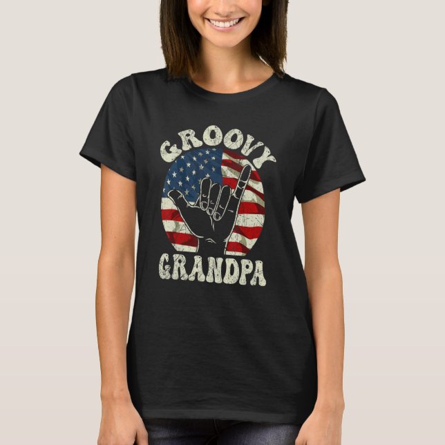 Camiseta Mens Groovy Grandpa 70s Aesthetic USA Flag Retro R (Frente)