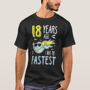 Camiseta Mens Há 18 Anos Eu Era O Aniversário Mais Rápido