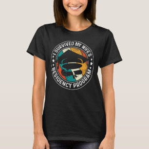 Camiseta Mens I Sobreviveu ao Medicamento do Programa de Re