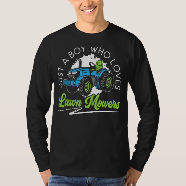Camiseta Mens Just A Boy Who Loves Lawn Mowers Mowing Garde (Frente)