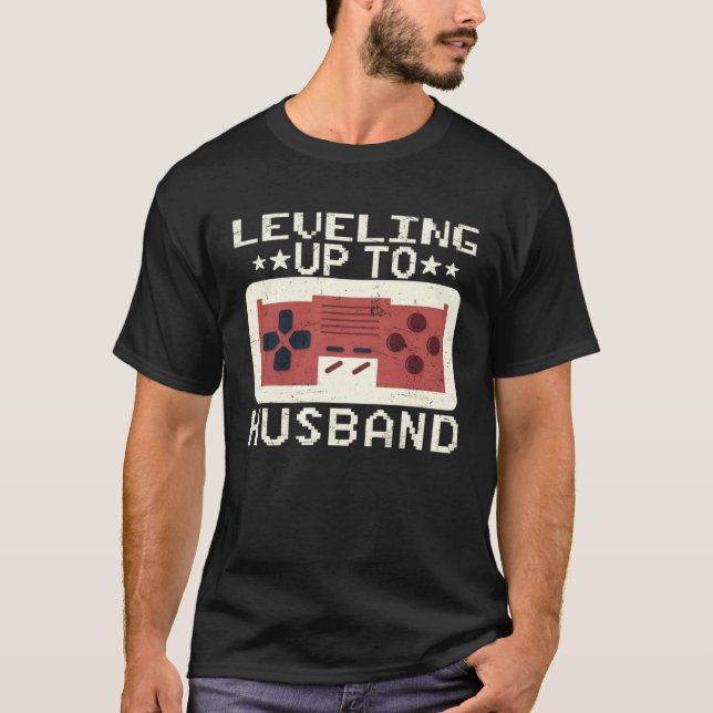 Camiseta Mens Leveling Up to Husband Bachelor Party Gamer E (Frente)
