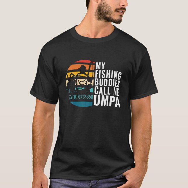 Camiseta Mens Meus Amigos De Pesca Me Chamam De Gordura De  (Frente)