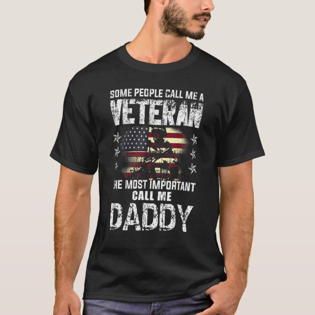 Camiseta Mens Most Important Call Daddy American Proud Vete (Frente)