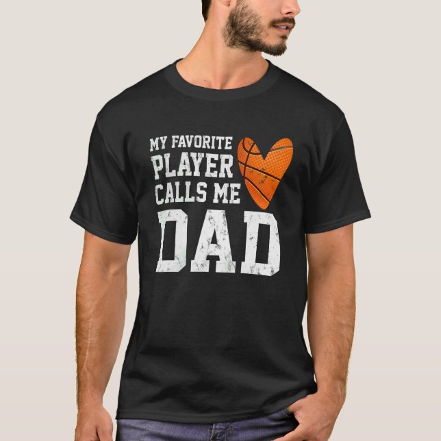 Camiseta Mens My Favorite Basketball Player Calls Me Dad Fa (Frente)