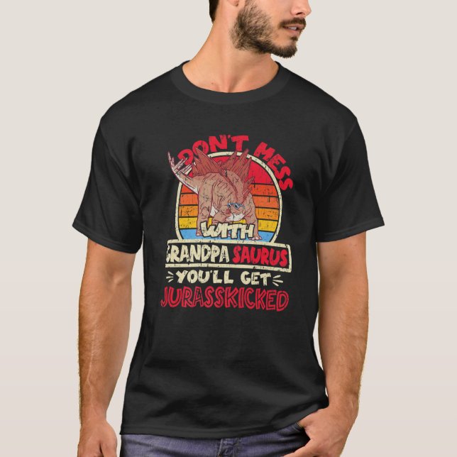 Camiseta Mens não se mexem com o vovô Surus, eu juro (Frente)