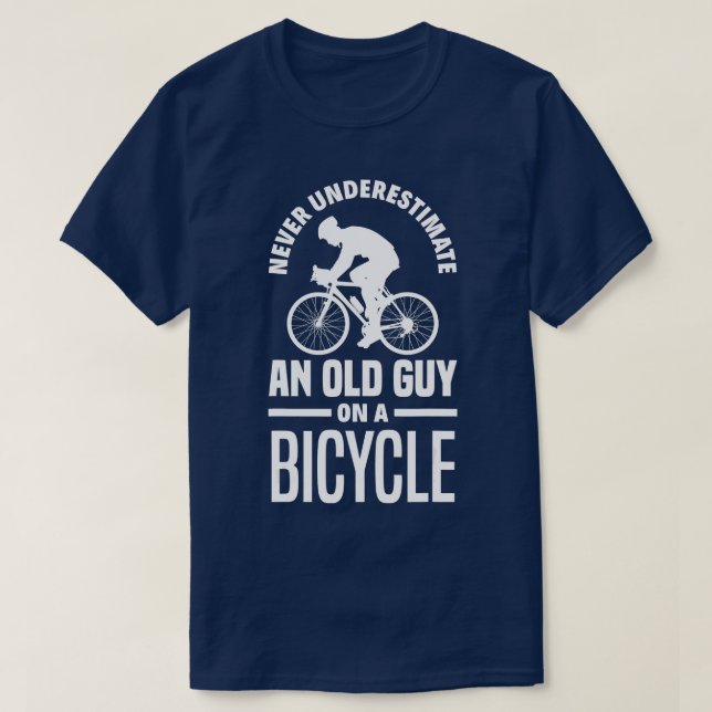 Camiseta Mens Never Underestimate An Old Guy On A Bicycle F (Frente do Design)