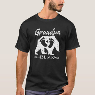 Camiseta Mens New Grandpa Bear Est 2022 Baby Shower Announc