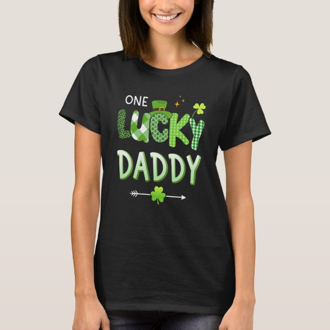 Camiseta Mens One lucky daddy for St Patricks day family da (Frente)