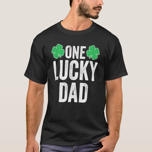 Camiseta Mens One Lucky Pai Clover Men Dia de São Patrício  (Frente)