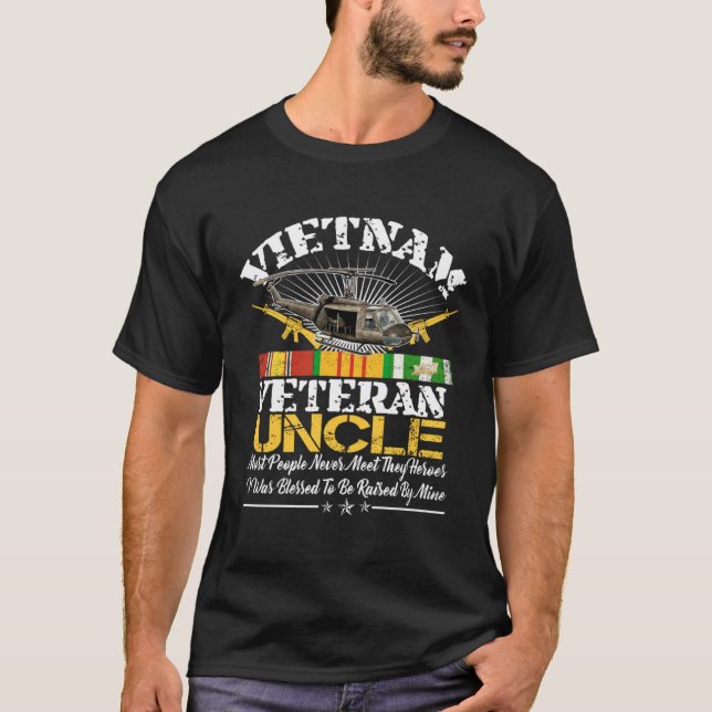 Camiseta Mens Orgulhosos Vietnã Militar Veterano Vietnã (Frente)