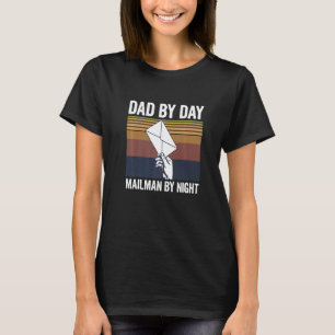 Camiseta Mens Pai Por Correio Diário À Noite Para Uma Carri