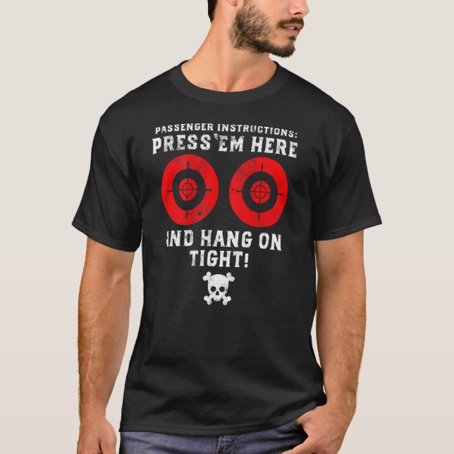 Camiseta Mens Passageiros Instruções Pressione-Me Aqui Engr (Frente)