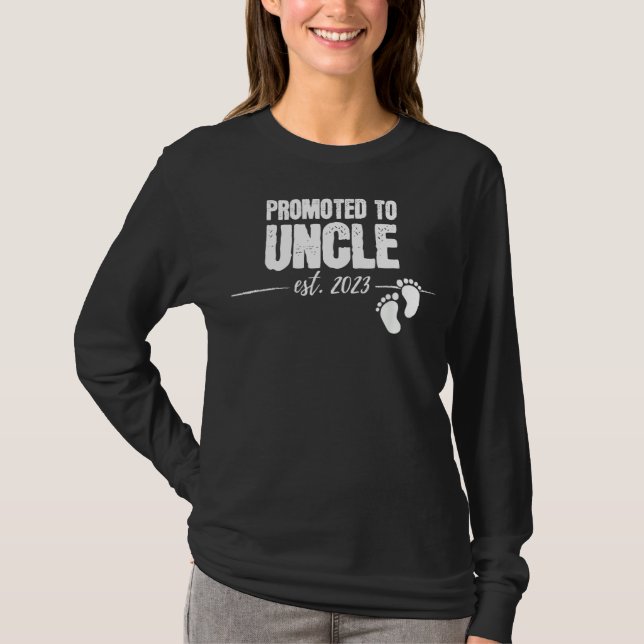 Camiseta Mens Promovidos Ao Tio 2023 Em Breve Para Ser Tio  (Frente)