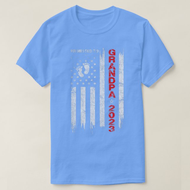 Camiseta Mens Promovidos Ao Vovô 2023 Bandeira Patriótica P (Frente do Design)