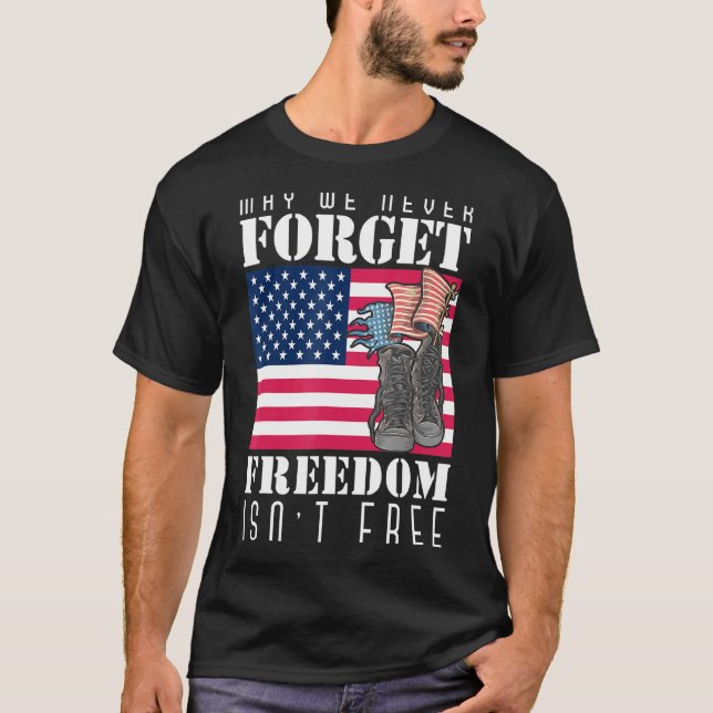 Camiseta Mens Que Nunca Esqueçamos Que A Liberdade Não Nos  (Frente)