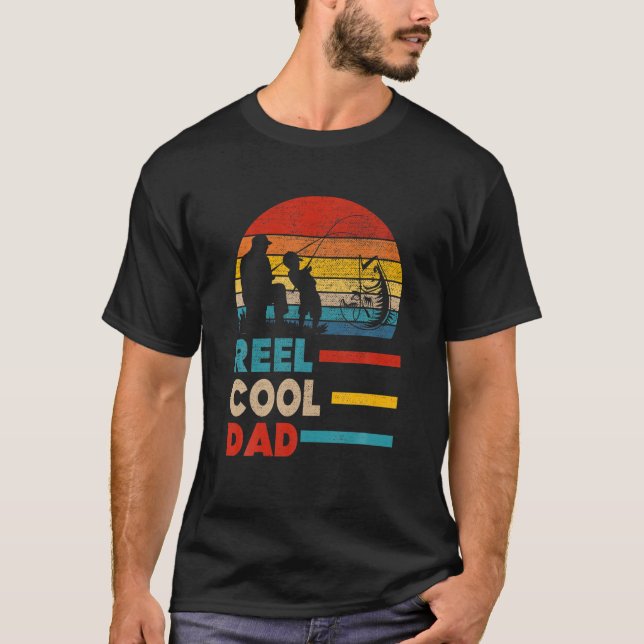 Camiseta Mens Reel Cool Dad Fisherman Daddy Father Day Gift (Frente)