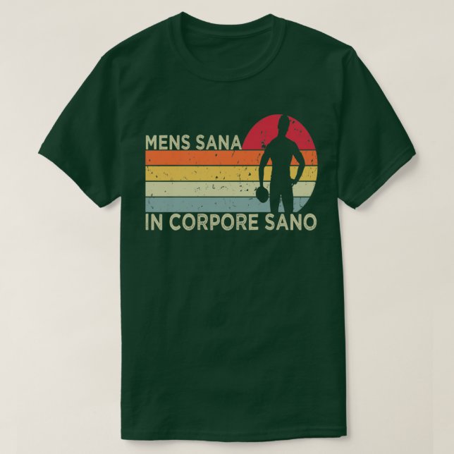 Camiseta mens sana in corpore sano funny gym healthy quotes (Frente do Design)